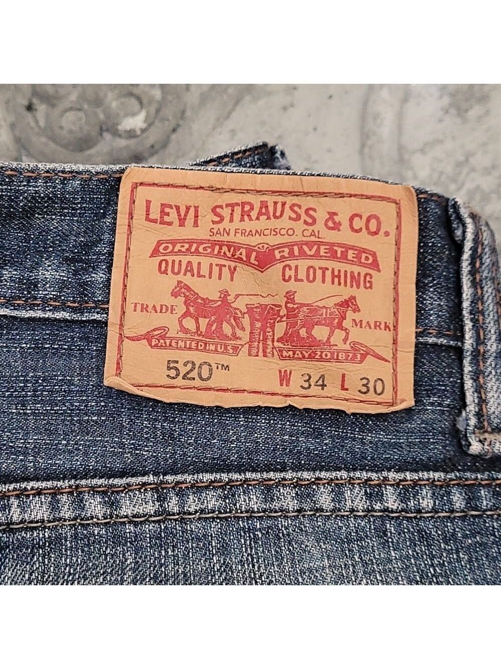 LEVI'S 520 JEANS - Picture 5 of 7